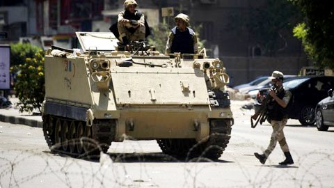 Egipto retrasa 2 horas el comienzo de toque de queda